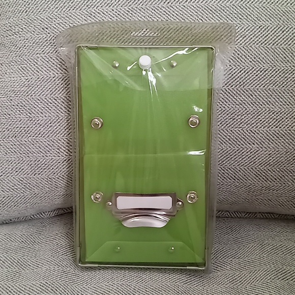 Small storage box for desk, card files, or disks New green storage organizer - Picture 7 of 7
